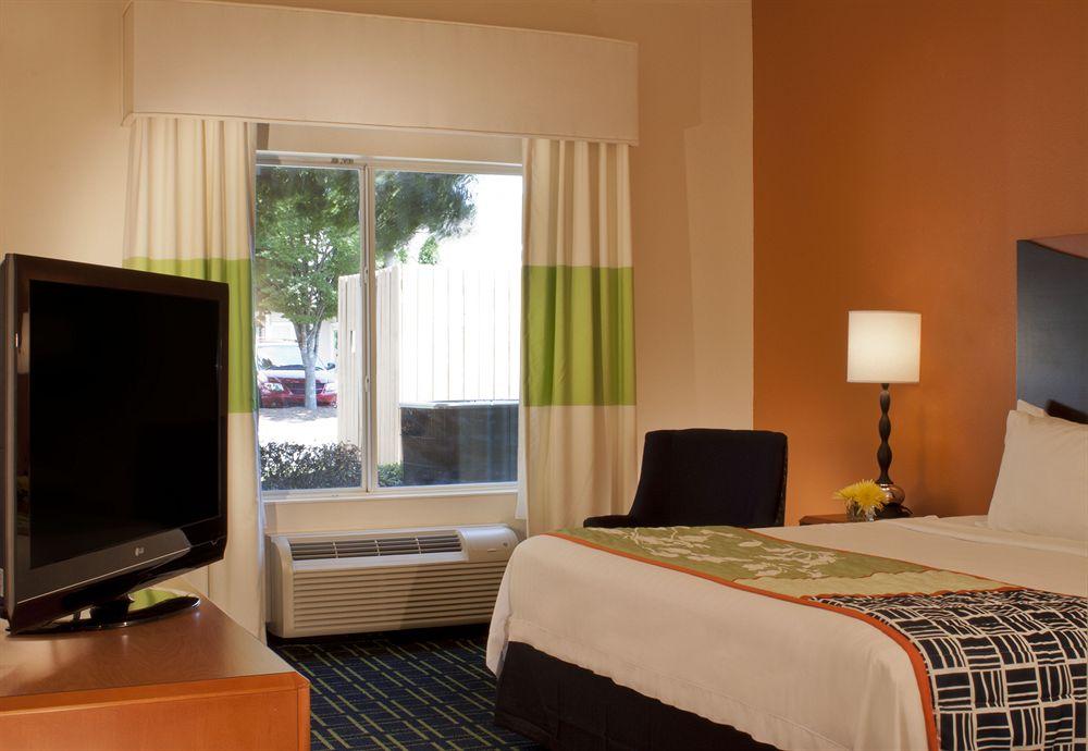 Fairfield Inn & Suites By Marriott Atlanta Kennesaw Esterno foto